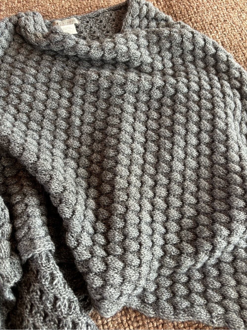 Wool and Alpaca Blend Wrap/Poncho - Picture 3 of 6